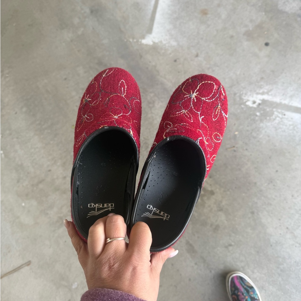 Red Floral Women's Shoes Dankso